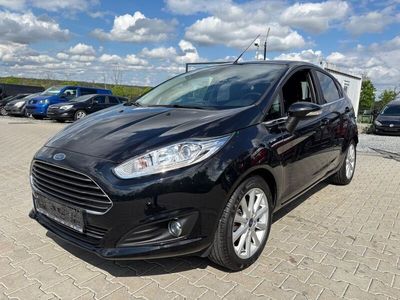 Gebraucht Ford Fiesta 101 PS (74 kW) 2015 Schwarz Kleinwagen