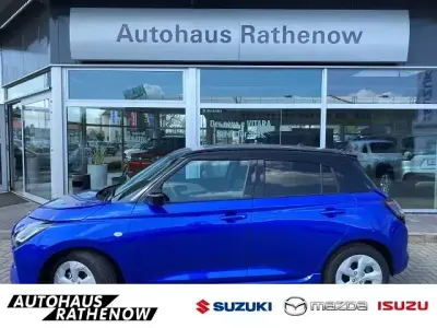 Gebraucht Suzuki Swift Comfort 83 PS (61 kW) 2025 Frontier blue pearl metallic / Kleinwagen