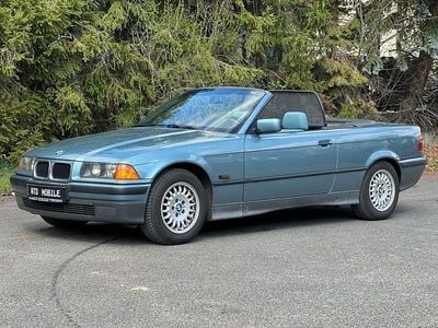 Gebraucht BMW 318 Cabriolet 116 PS (85 kW) 1995 Blau Cabrio