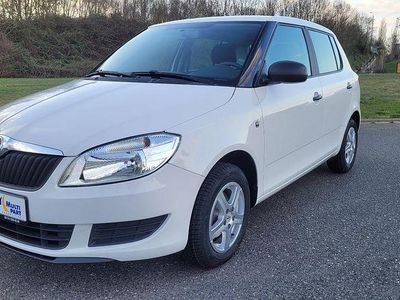 Gebraucht Skoda Fabia Cool Edition 60 PS (44 kW) 2014 Candyweiß Limousine