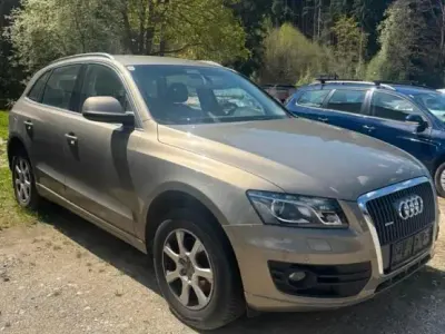 Gebraucht Audi Q5 170 PS (125 kW) 2010 Gold SUV