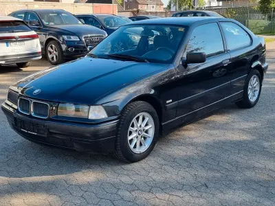 Usata BMW 316 Comfort Edition 105 CV (77 kW) 2000 Nero Berlina