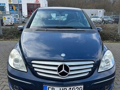 Mercedes B200