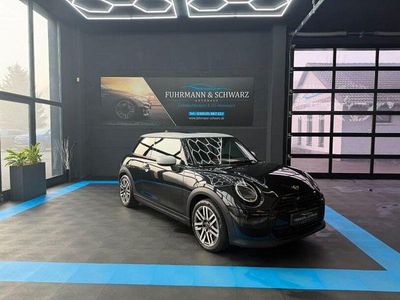 Gebraucht Mini Cooper Classic 156 PS (114 kW) 2024 Schwarz Kleinwagen