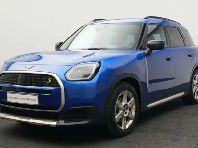 Usata Mini Countryman Favoured 225 kW (306 CV) 2024 Blu SUV