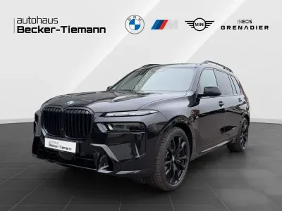 Gebraucht BMW X7 M Sport 352 PS (258 kW) 2025 Saphirschwarz SUV