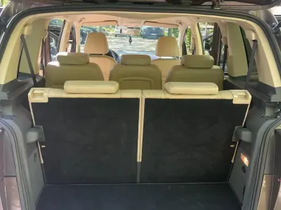 Gebraucht VW Touran 140 PS (102 kW) 2010 Braun Van / Kleinbus