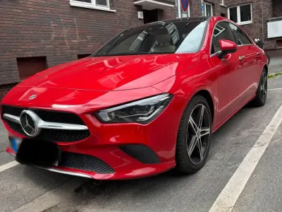 Gebraucht Mercedes CLA180 119 PS (87 kW) 2019 Rot Coupé