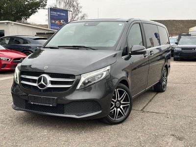 Mercedes V220