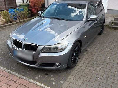 Gebraucht BMW 320 177 PS (130 kW) 2008 Grau Kombi