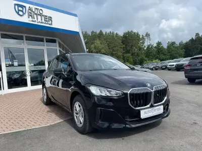 Gebraucht BMW 216 Active Tourer Shadowline 122 PS (89 kW) 2025 Schwarz Van / Kleinbus