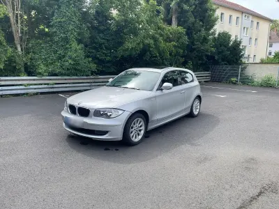 Gebraucht BMW 118 143 PS (105 kW) 2009 Silber Kleinwagen