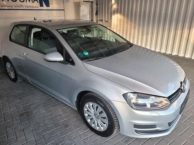 Silber Gebraucht 2014 VW Golf VII Trendline Kleinwagen | 7.500 € (Guter Preis)