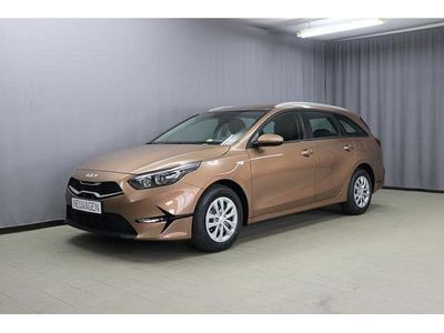 gebraucht Kia Ceed Sporty Wagon Silver 1.0 T-GDI 74 kW (101 PS) Klimaanlage, Ra...