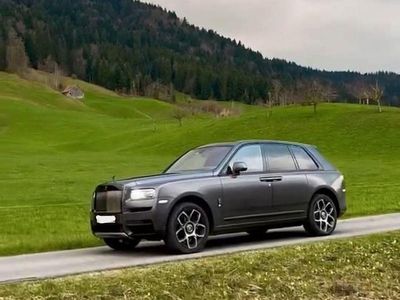 Grau Gebraucht 2024 Rolls Royce Cullinan SUV | 440.000 €