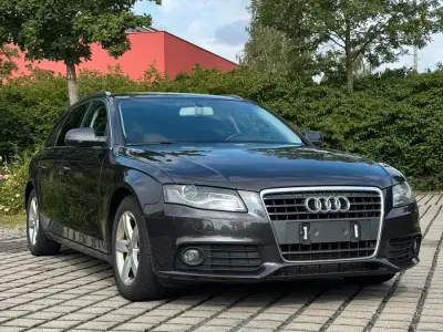 Gebraucht Audi A4 160 PS (117 kW) 2011 Schwarz Kombi