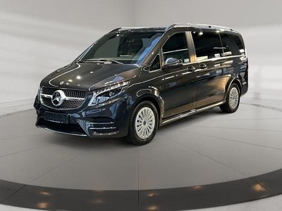 Gebraucht Mercedes V300 237 PS (174 kW) 2023 Graphitgrau metallic Van / Kleinbus