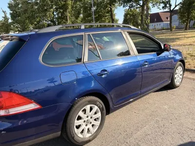 Gebraucht VW Golf VI 105 PS (77 kW) 2008 Blau Kleinwagen