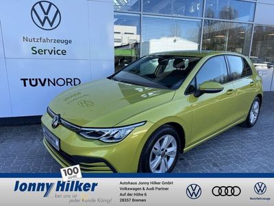 Gebraucht VW Golf VIII Life 150 PS (110 kW) 2020 Gelb Limousine