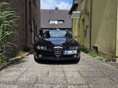 Gebraucht Alfa Romeo 159 Turismo 136 PS (100 kW) 2011 Schwarz Kombi