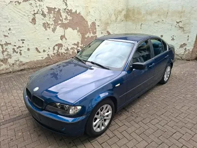 Usata BMW 325 192 CV (141 kW) 2004 Blu Berlina