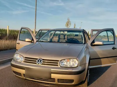 Gebraucht VW Golf IV Ocean 105 PS (77 kW) 2003 Gold Kleinwagen