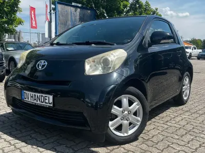Gebraucht Toyota iQ Basis 68 PS (50 kW) 2009 Schwarz Kleinwagen