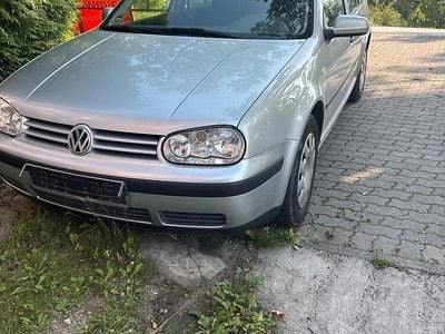 VW Golf IV