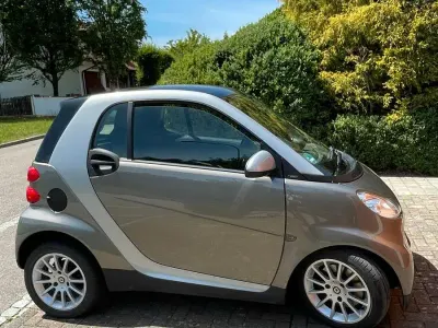 Gebraucht Smart ForTwo Coupé 61 PS (44 kW) 2011 Grau Coupé