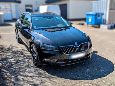 Gebraucht Skoda Superb 150 PS (110 kW) 2019 Schwarz Kombi