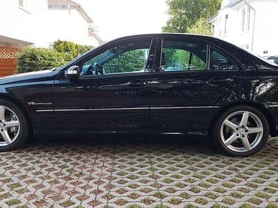 Mercedes C32 AMG