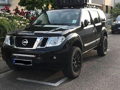 Gebraucht Nissan Pathfinder 231 PS (169 kW) 2010 Schwarz SUV