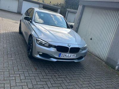 Gebraucht BMW 316 Sport Line 116 PS (85 kW) 2012 Silber Limousine