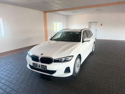 Gebraucht BMW 318 Shadowline 150 PS (110 kW) 2023 Weiß Kombi