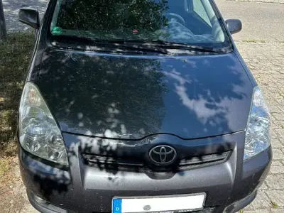 Gebraucht Toyota Corolla Verso 136 PS (100 kW) 2009 Grau Van / Kleinbus