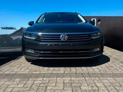 Gebraucht VW Passat 190 PS (139 kW) 2017 Andere farben Kombi