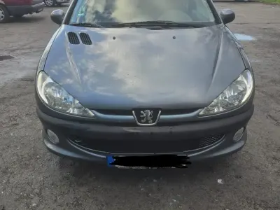 Gebraucht Peugeot 206 60 PS (44 kW) 2007 Kleinwagen