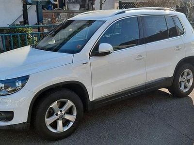 Gebraucht VW Tiguan LOUNGE 150 PS (110 kW) 2015 Weiß SUV
