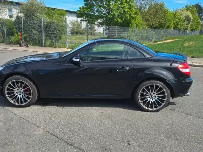 Gebraucht Mercedes SLK280 231 PS (169 kW) 2007 Schwarz Cabrio