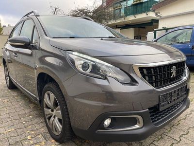 gebraucht Peugeot 2008 Active Automatik Pano Navi