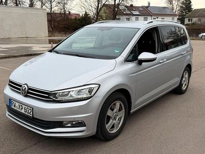 Silber Gebraucht 2016 VW Touran Highline Van / Kleinbus | 11.990 € (Fairer Preis)