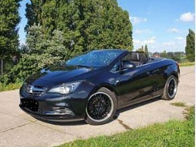 Second-hand Opel Cascada Edition 170 CP (125 kW) 2013 Negru Cabrio