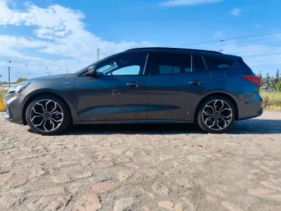 Gebraucht Ford Focus ST-Line 125 PS (91 kW) 2019 Grau Kombi