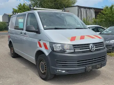 Gebraucht VW T6 150 PS (110 kW) 2015 Silber Van