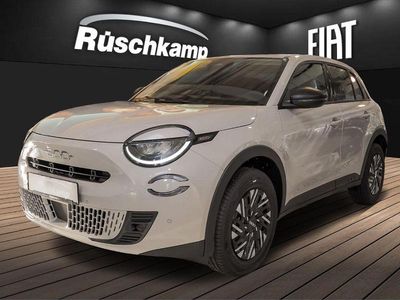 Neu Fiat 600 Business 110 PS (80 kW) 2026 Beige SUV