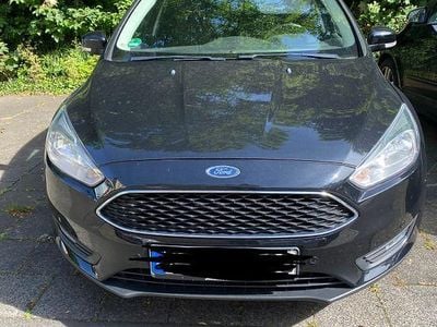 Gebraucht Ford Focus Business Edition 150 PS (110 kW) 2015 Schwarz Limousine