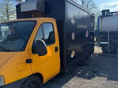 Używany Fiat Ducato 128 KM (94 kW) 2006 Czarny Van