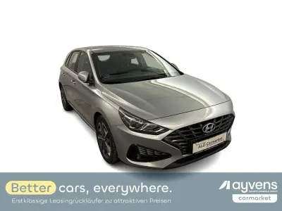Usata Hyundai i30 Trend 160 CV (117 kW) 2023 Argento Coupé