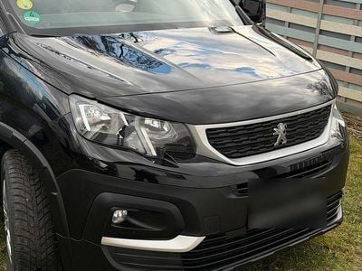 Usata Peugeot Rifter Active 131 CV (96 kW) 2018 Nero Monovolume