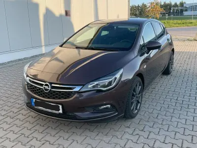 Używany Opel Astra S 136 KM (100 kW) 2017 Brązowy Sedan/Limuzyna
